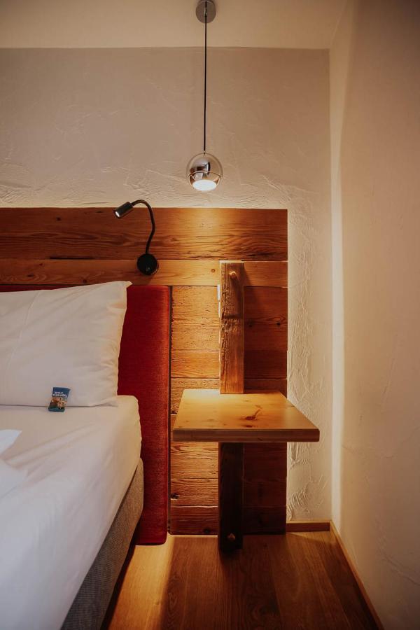 Altstadtmittehotel Sonne Dinkelsbühl Eksteriør billede