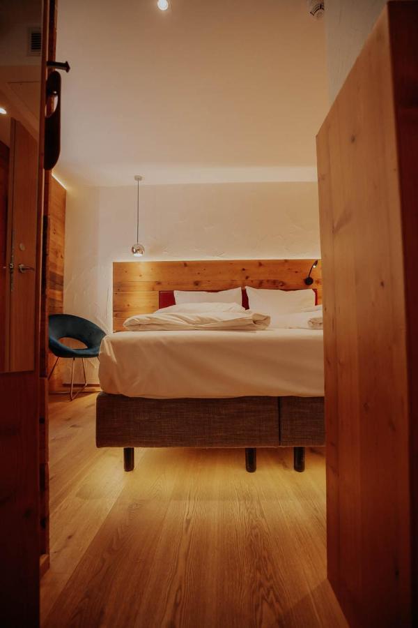 Altstadtmittehotel Sonne Dinkelsbühl Eksteriør billede