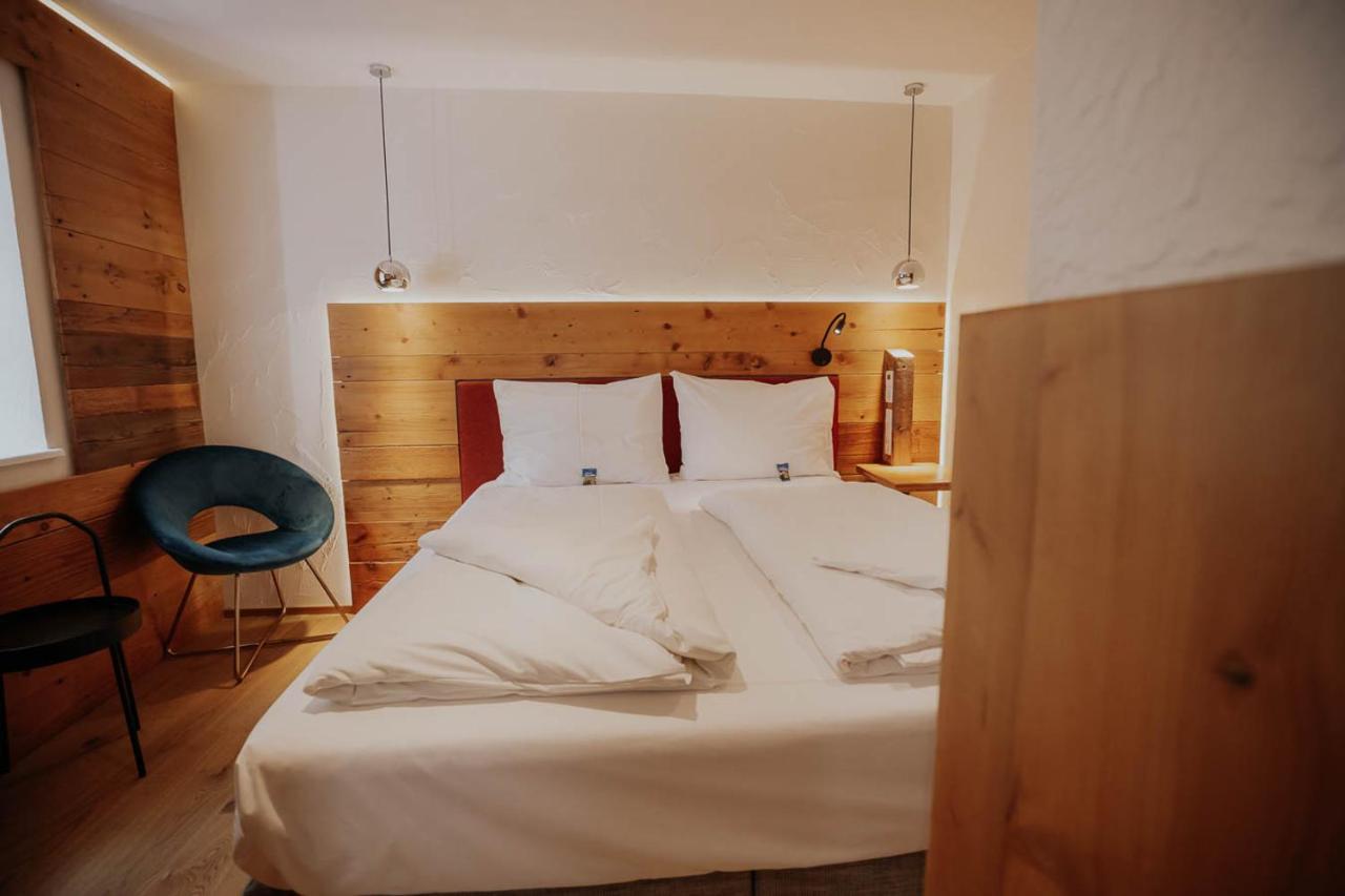 Altstadtmittehotel Sonne Dinkelsbühl Eksteriør billede
