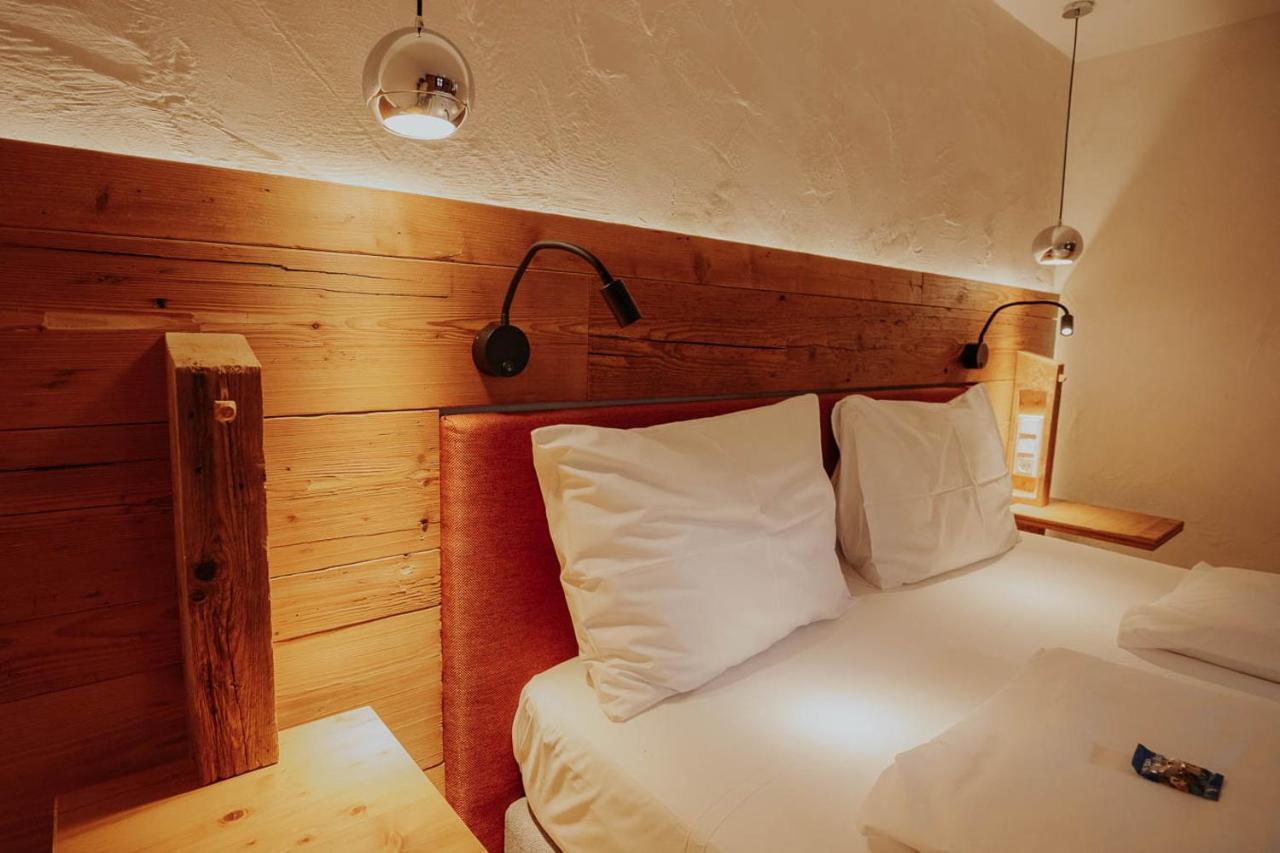 Altstadtmittehotel Sonne Dinkelsbühl Eksteriør billede